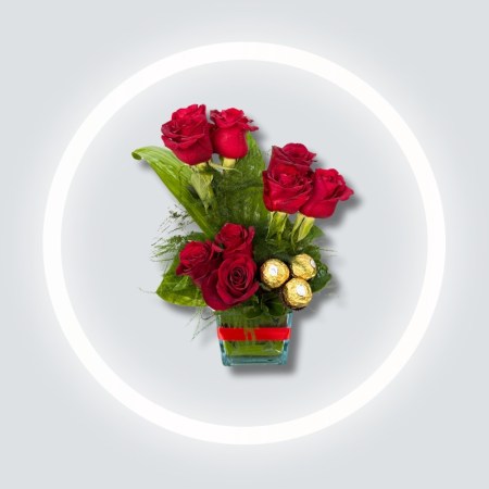 red roses vase with frerro 1