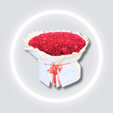 Ultimate Love 300 Red Roses